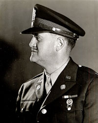 Profile photo of Jerrold Owen in military dress.