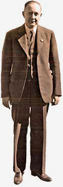 Photo of Charles Sprague in suit and tie.