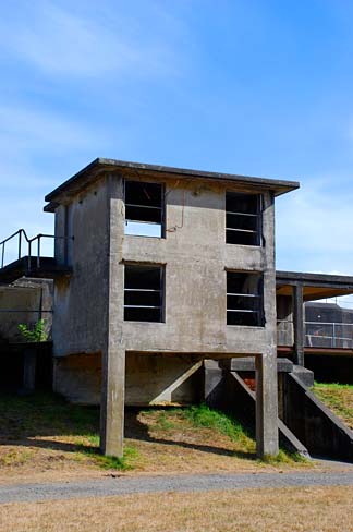 File:West Battery (Clatsop County, Oregon scenic images) (clatDA0110 ...