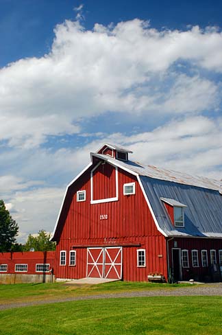 File:Scappoose Area Barn (Columbia County, Oregon scenic images ...