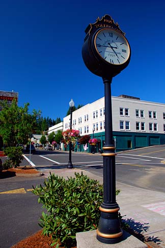 File:Downtown Toledo (Lincoln County, Oregon scenic images) (lincDA0038 ...