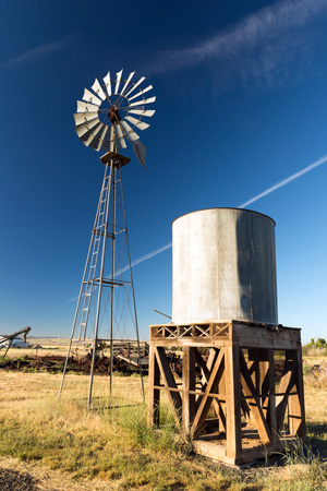 wind mill and water tank 