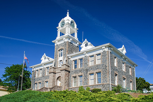 courthouse building