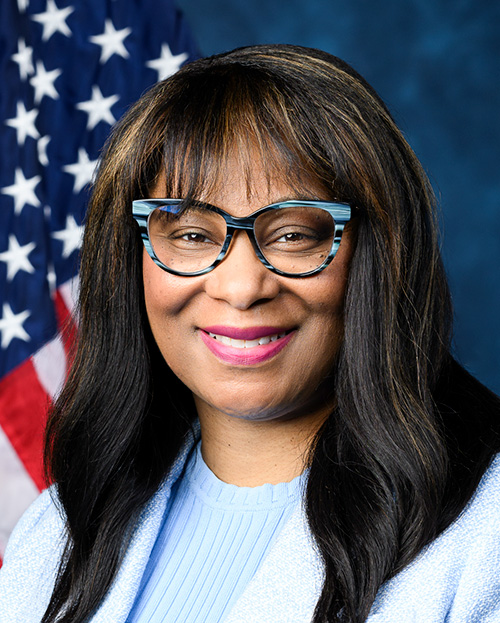 Janelle Bynum