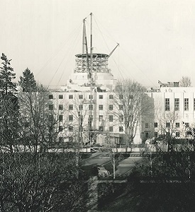 Oregon State Capitol Building under construction